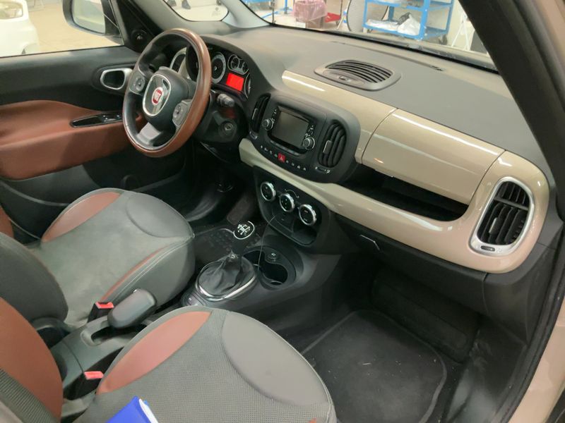 Fiat 500L 1.3 JTD Trekking — zdjęcie 12