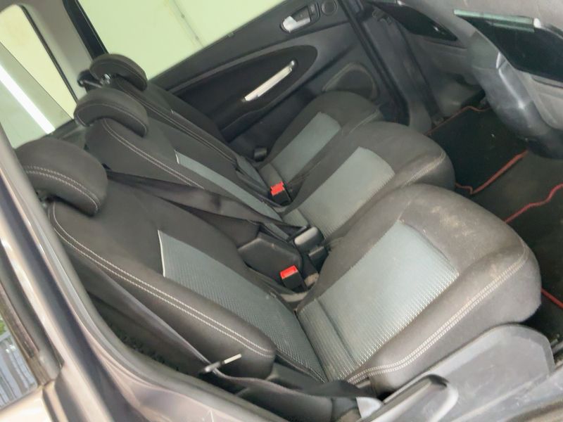 Ford Galaxy 1.6 EcoBoost Business Edition — zdjęcie 14