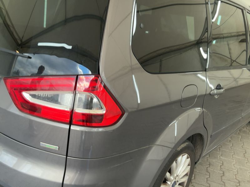 Ford Galaxy 1.6 EcoBoost Business Edition — zdjęcie 6
