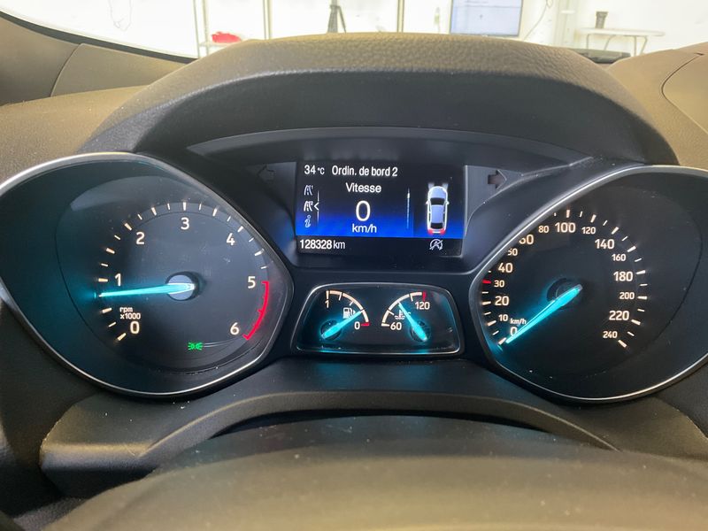 Ford Kuga 2.0 TDCi ST-Line 2017 – снимка 18