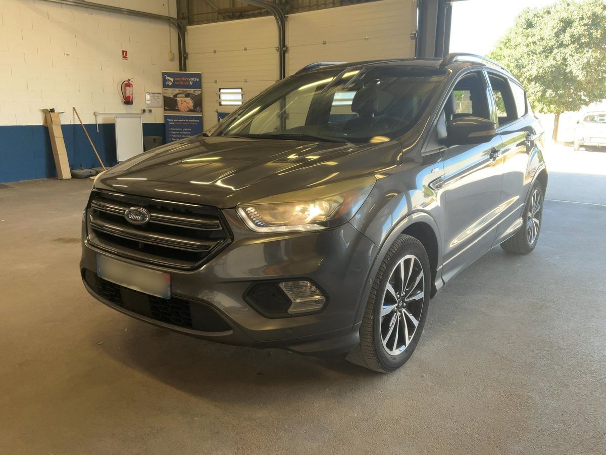 Ford Kuga 2017 — photo 1