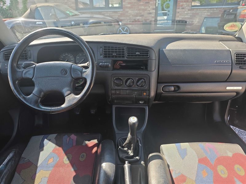 Volkswagen Golf III 1.6 Otmar Alt — zdjęcie 11