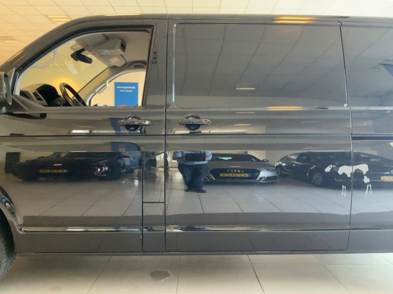 Volkswagen T6 Transporter 2.0 TDI Kasten lang — zdjęcie 4