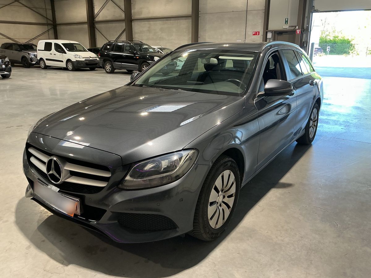 Mercedes-Benz C-Klasse 2016 — photo 1
