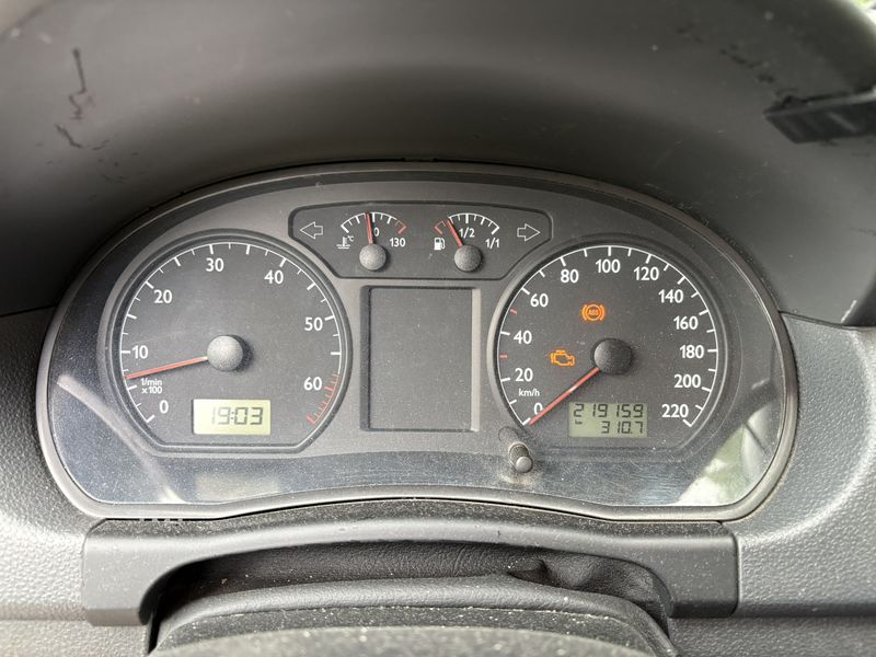 Volkswagen Polo 1.2 Comfortline — zdjęcie 12