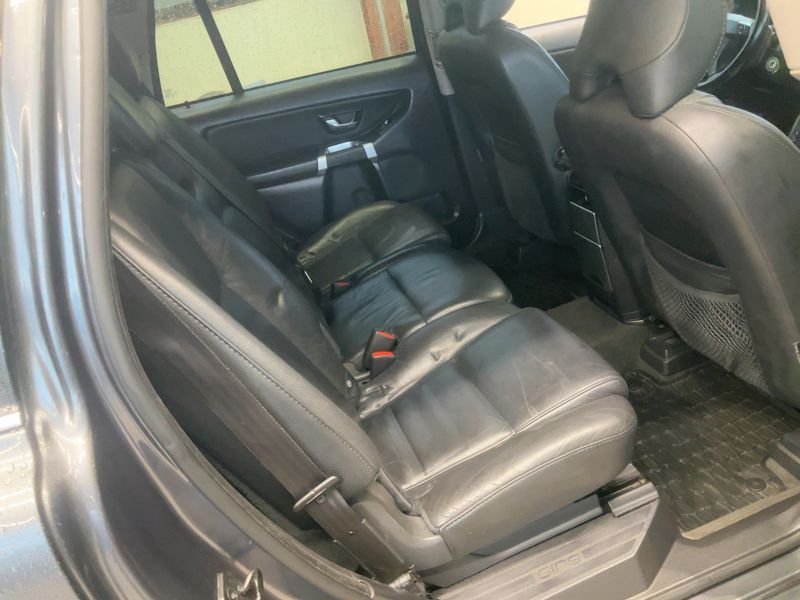 Volvo XC90 3.2 Momentum Geartronic — zdjęcie 14