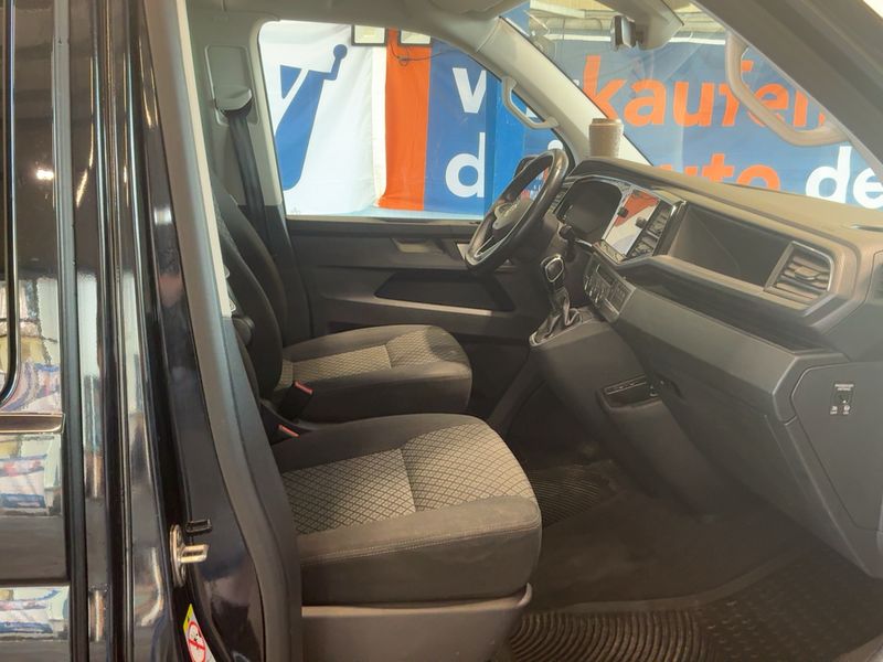 Volkswagen T6 Multivan 2.0 TDI Trendline FWD — zdjęcie 11