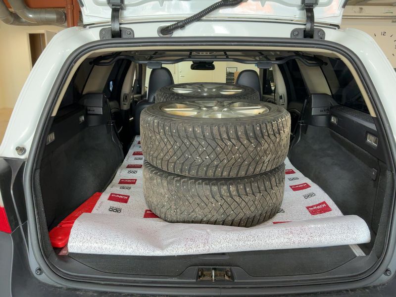 Volvo XC70 2.4 D5 Summum AWD — zdjęcie 10