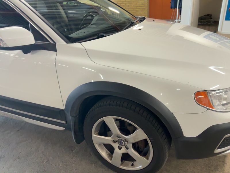 Volvo XC70 2.4 D5 Summum AWD — zdjęcie 8