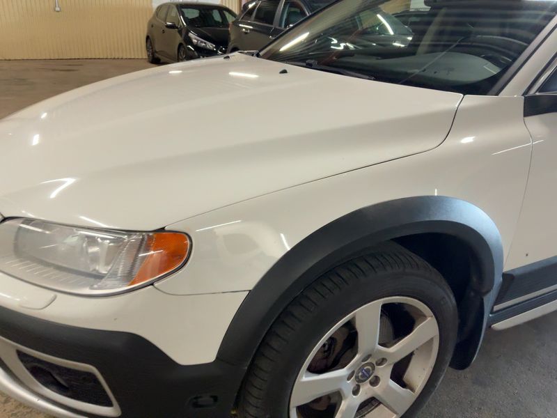 Volvo XC70 2.4 D5 Summum AWD — zdjęcie 2