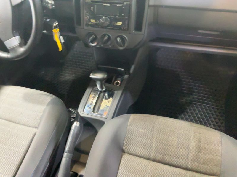 Volkswagen Polo 1.4 Tour 2007 – снимка 17