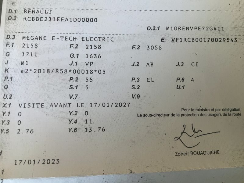 Renault Megane E-Tech EV60 Iconic — zdjęcie 15