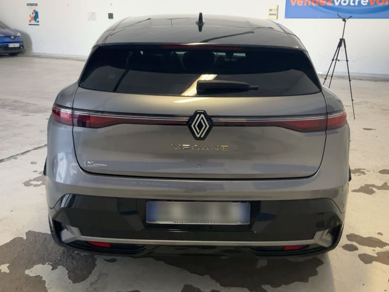 Renault Megane E-Tech EV60 Iconic — zdjęcie 5