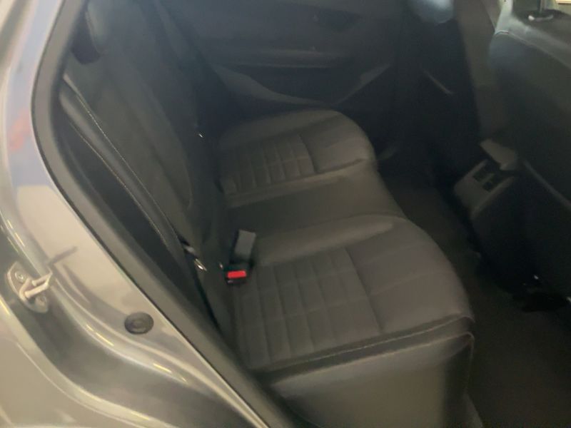 Renault Megane E-Tech EV60 Iconic — zdjęcie 14