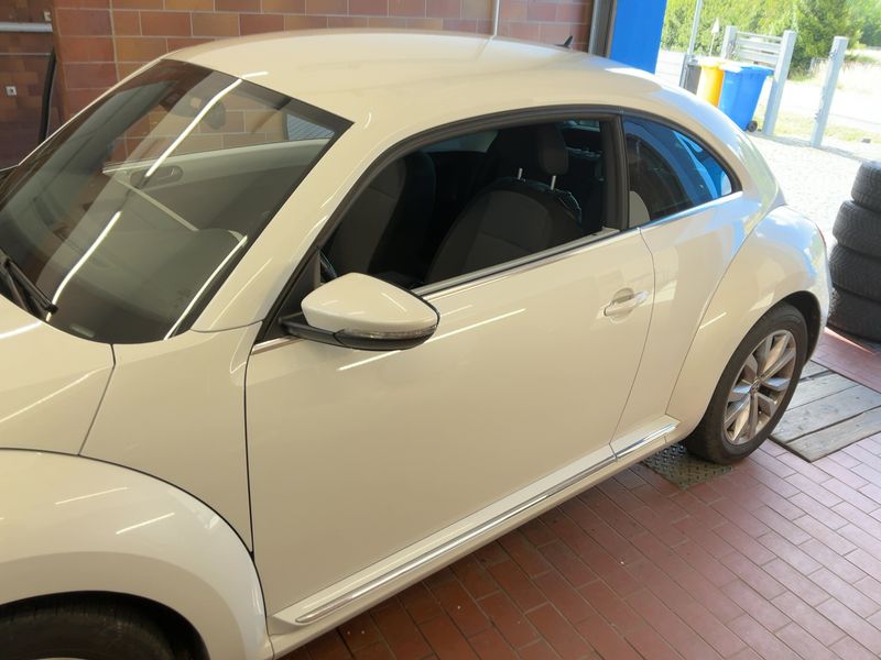Volkswagen Beetle 1.2 TSI Design BlueMotion Tech — zdjęcie 4