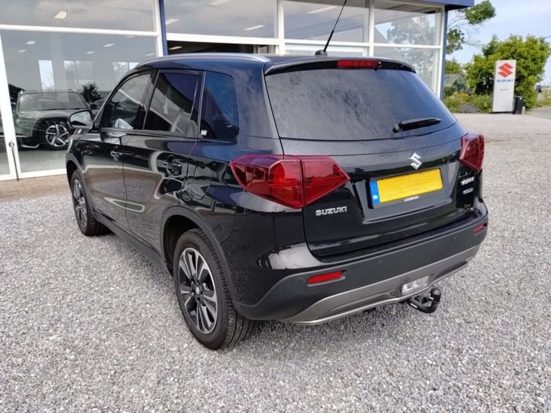 Suzuki Vitara 1.4 BoosterJet Mild-Hybrid Club 4x2 — zdjęcie 2