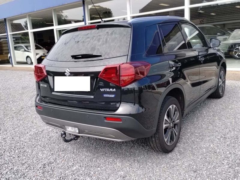 Suzuki Vitara 1.4 BoosterJet Mild-Hybrid Club 4x2 — zdjęcie 3