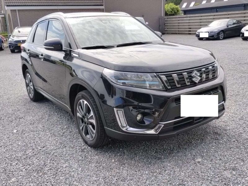 Suzuki Vitara 1.4 BoosterJet Mild-Hybrid Club 4x2 — zdjęcie 4
