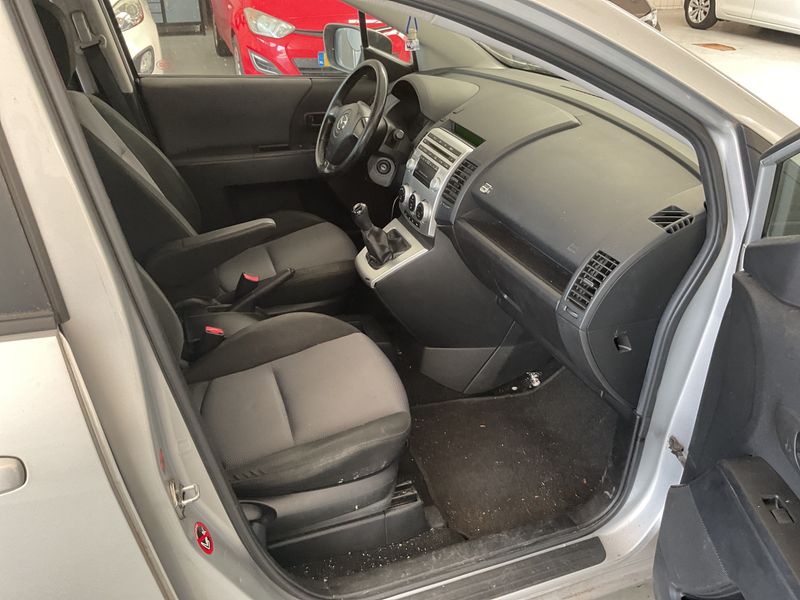 Mazda 5 1.8 Comfort — zdjęcie 3