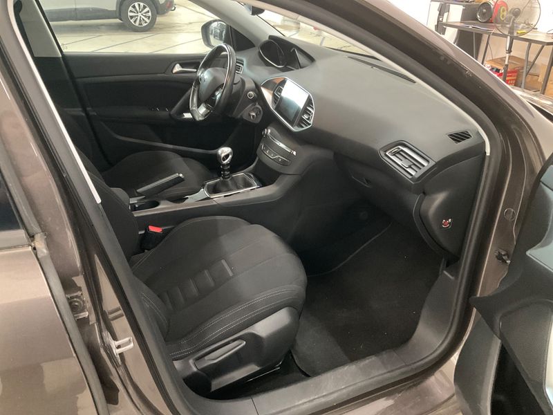Peugeot 308 1.6 THP Active 2013 – снимка 3