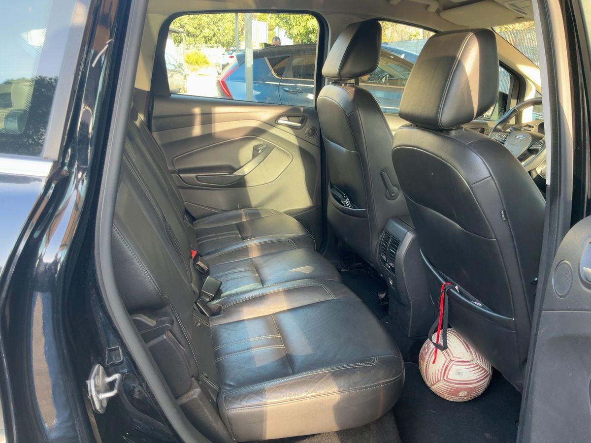Ford C-Max 2016 — photo 20
