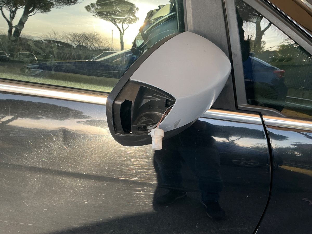 Ford C-Max 2016 — photo 29