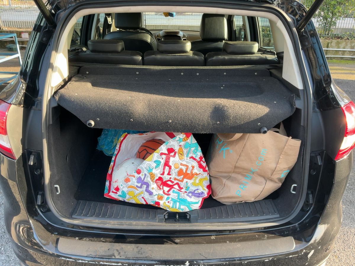 Ford C-Max 2016 — photo 16