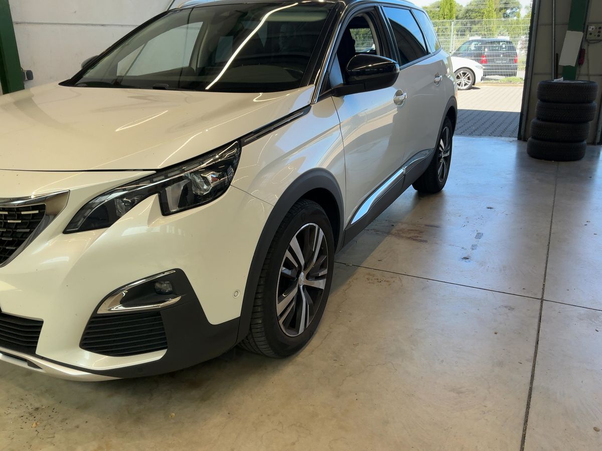 Peugeot 5008 d'occasion
