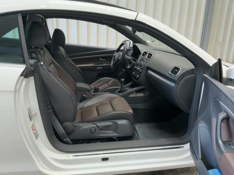 Volkswagen Eos 1.4 TSI Exclusive — zdjęcie 11