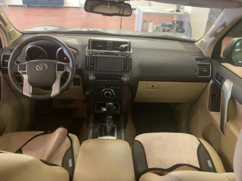 Toyota Land Cruiser 3.0 D-4D — zdjęcie 12