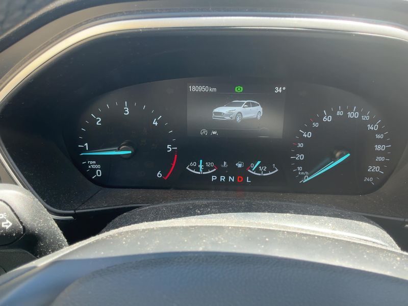 Ford Focus 1.5 TDCi EcoBlue Trend Plus — zdjęcie 13