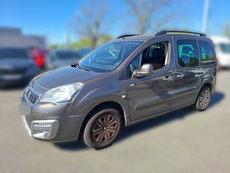 Peugeot Partner 1.2 PureTech Active — zdjęcie 2