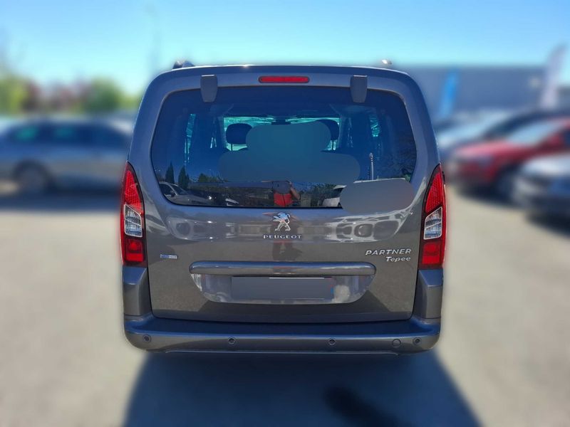 Peugeot Partner 1.2 PureTech Active — zdjęcie 4