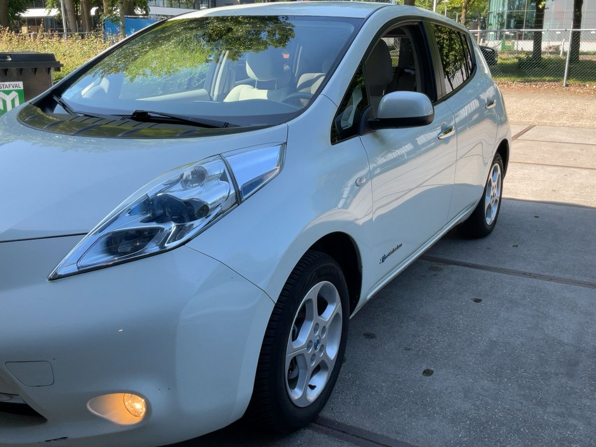 Nissan Leaf electric drive 80 kW Basis