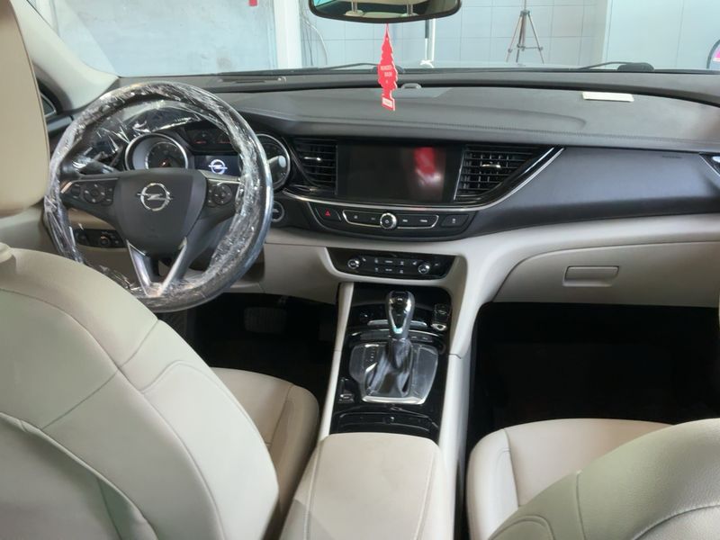 Opel Insignia Grand Sport 1.5 SIDI Turbo INNOVATION — zdjęcie 12
