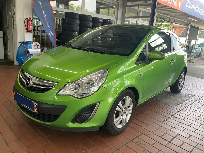 Opel Corsa 1.4 Satellite — zdjęcie 1