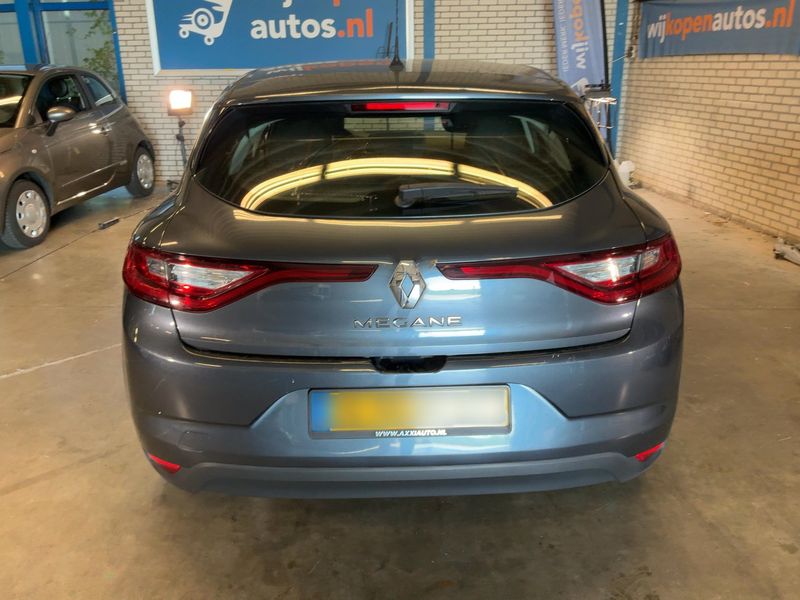 Renault Megane 1.2 TCe Limited 2017 – снимка 7