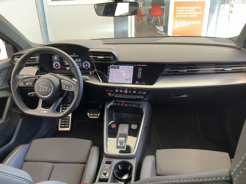 Audi S3 Sportback 2.0 TFSI quattro — zdjęcie 12