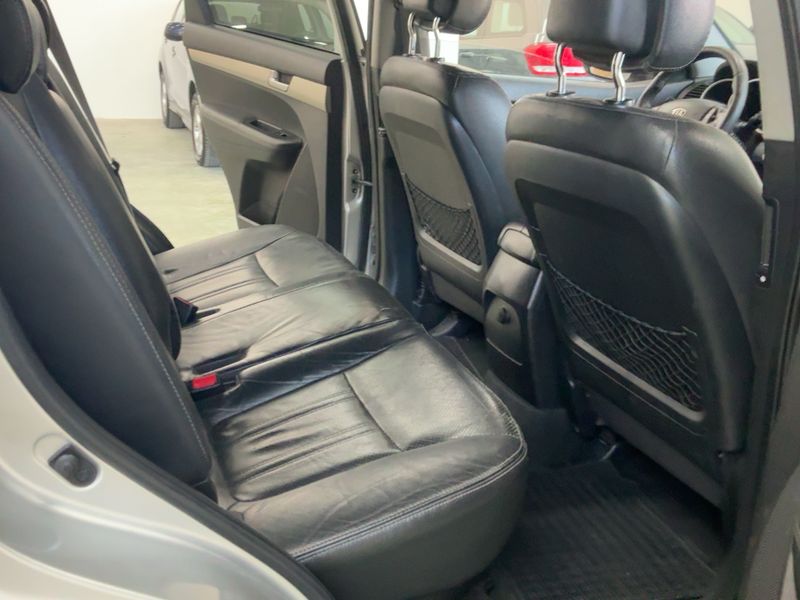 Kia Sorento 2.2 CRDi Attract 4WD 2010 – снимка 19