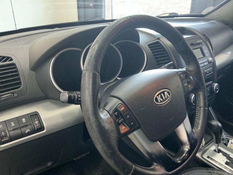 Kia Sorento 2.2 CRDi Attract 4WD 2010 – снимка 32