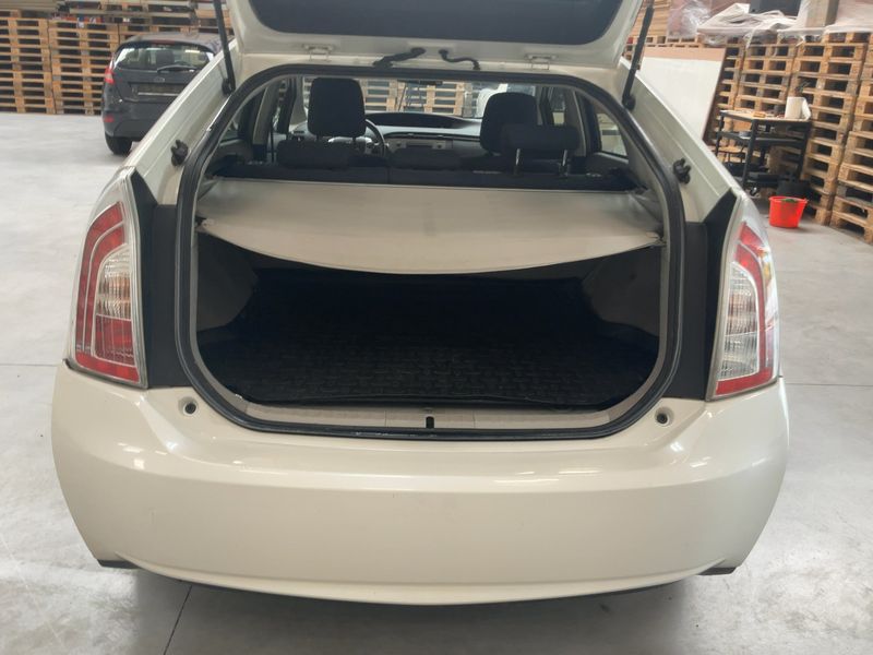 Toyota Prius 1.8 Active — zdjęcie 10