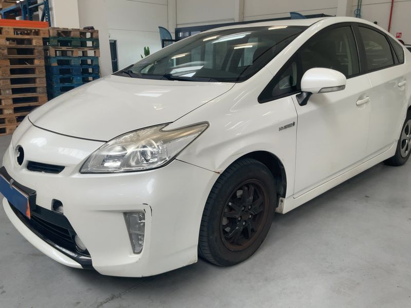 Toyota Prius 1.8 Active — zdjęcie 2