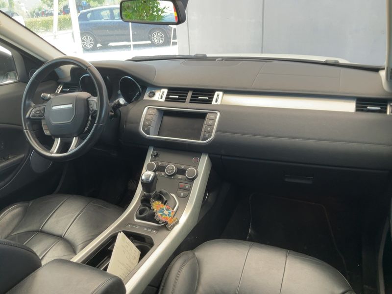 Land Rover Evoque 2.0 Td4 SE — zdjęcie 12