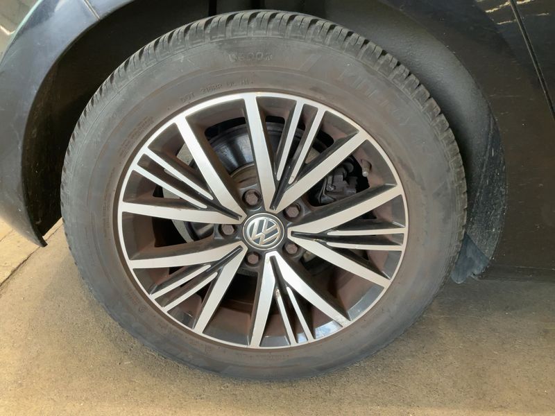 Volkswagen Golf VII 2.0 TDI Lounge BlueMotion Tech 2015 – снимка 9