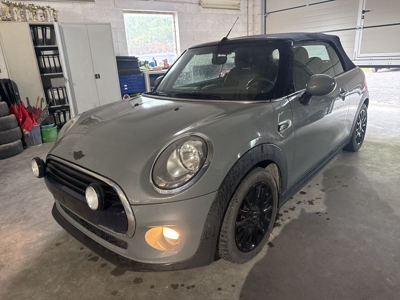 MINI Cabrio