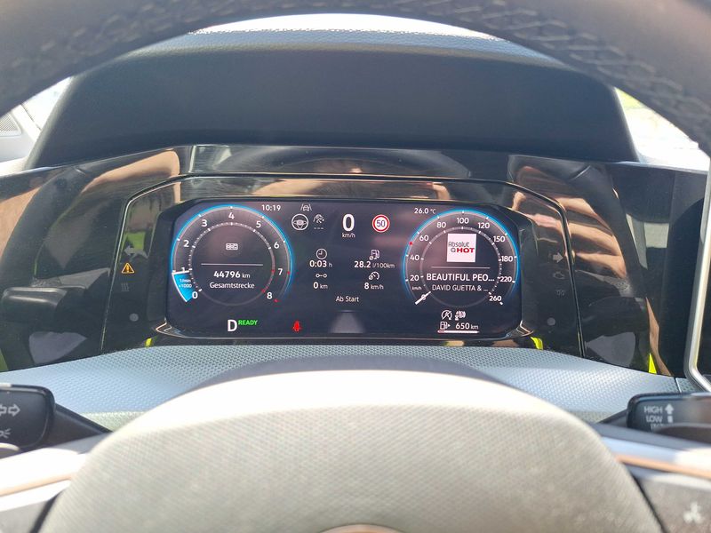 Volkswagen Golf VIII 1.5 eTSI Goal — zdjęcie 12