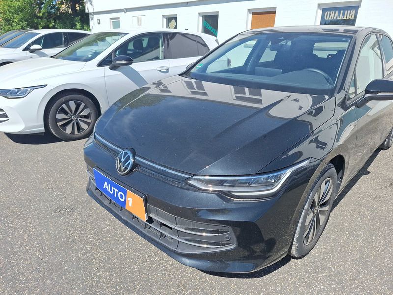 Volkswagen Golf VIII 1.5 eTSI Goal — zdjęcie 2