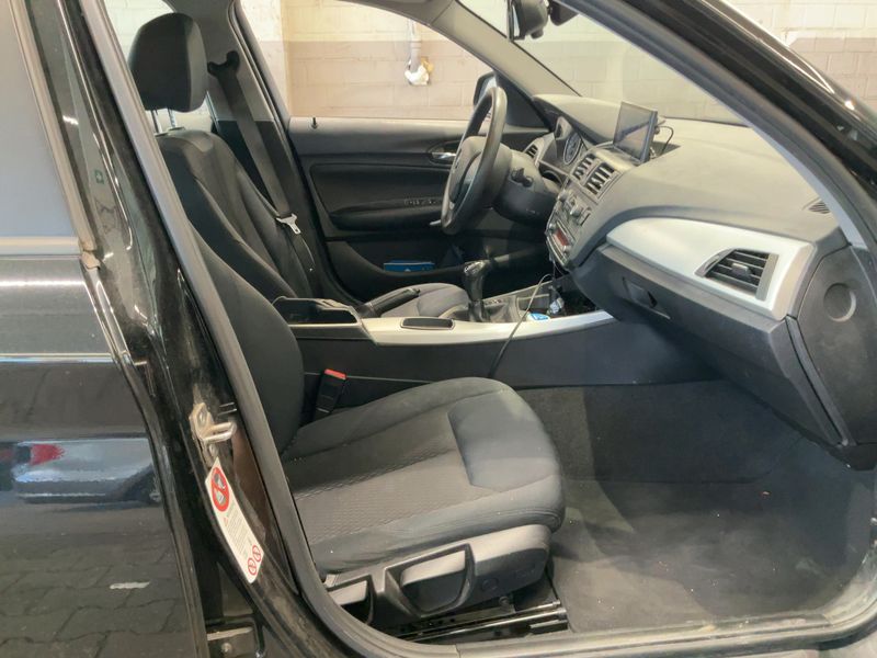BMW 1er 118d 2012 – снимка 16
