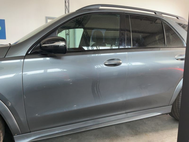 Mercedes-Benz GLE-Klasse GLE 350 de 4Matic AMG Line — zdjęcie 4