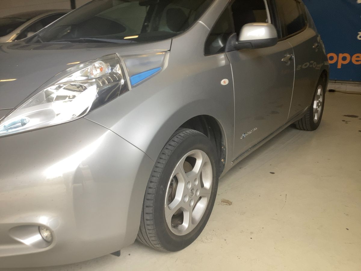 Nissan Leaf electric drive 80 kW Basis